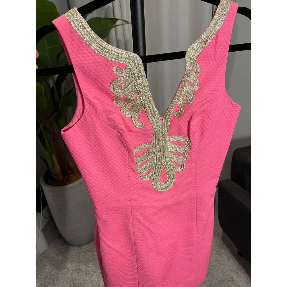 Lilly Pulitzer Pink Pique Shift Dress Gold Soutache Metallic Trim Womens Size 0 - Picture 2 of 4